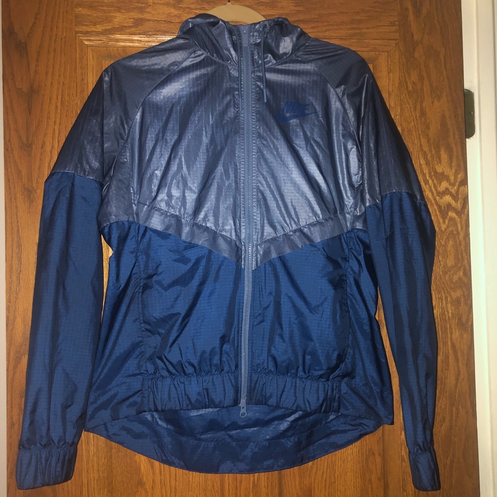 Nike Wind Breaker